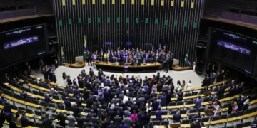 Na semana do Natal, governo paga R$ 1,5 bilhão em emendas do Congresso