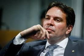 Ramagem é notificado em processo administrativo da Abin para devolver R$ 10 mil pagos a mais pela agência