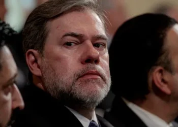 PGR vê falta de provas e arquiva três pedidos de suspeição contra Toffoli