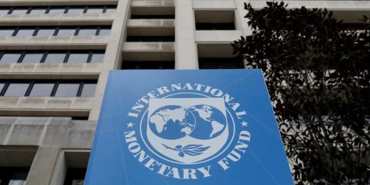 FMI reduz estimativa de crescimento do PIB do Brasil para 2026 e alerta para desaceleração econômica