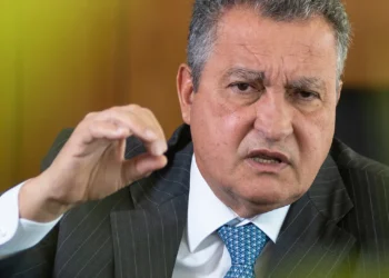 Ministro da Casa Civil, Rui Costa, afirma que o governo federal deve vetar cerca de R$ 11 bilhões em emendas parlamentares aprovadas pelo Congresso