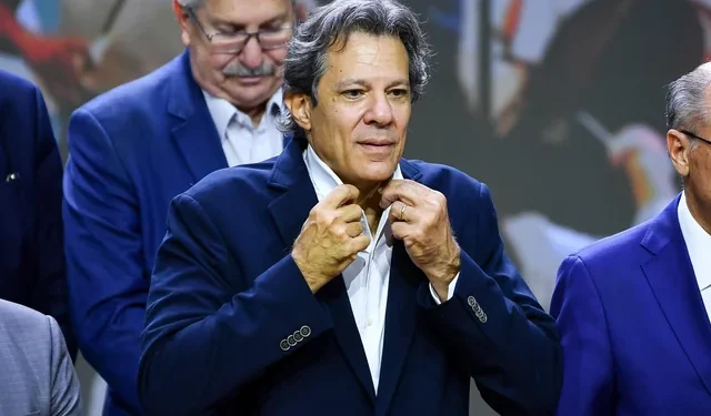 Haddad anuncia que deixará o governo Lula e indica saída para a próxima semana