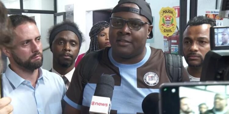 Justiça condena jornalista a pagar multa por difamação contra Carla Zambelli